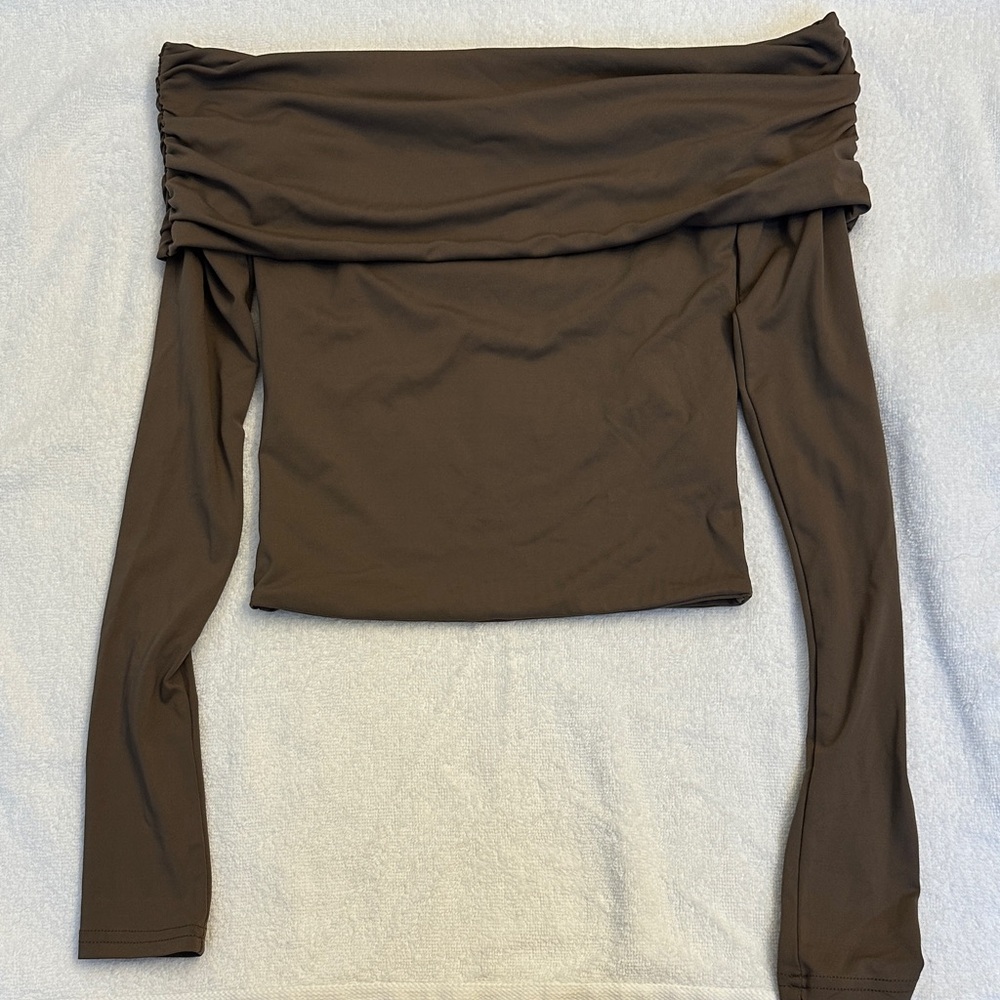 Meshki taupe Off-Shoulder Blouse